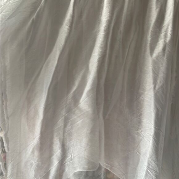 Scandal from Italy White Tunic with Dolman Sleeves and Bib Collar - Picture 4 of 7